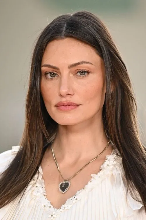 Phoebe Tonkin