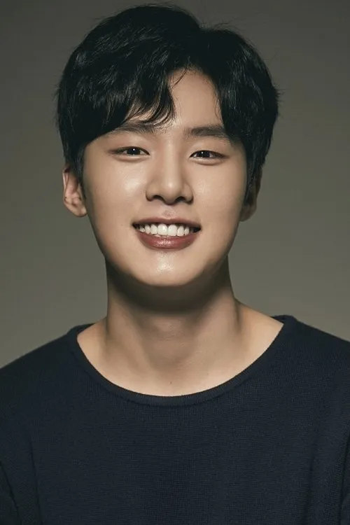 Kim Dong-Hee